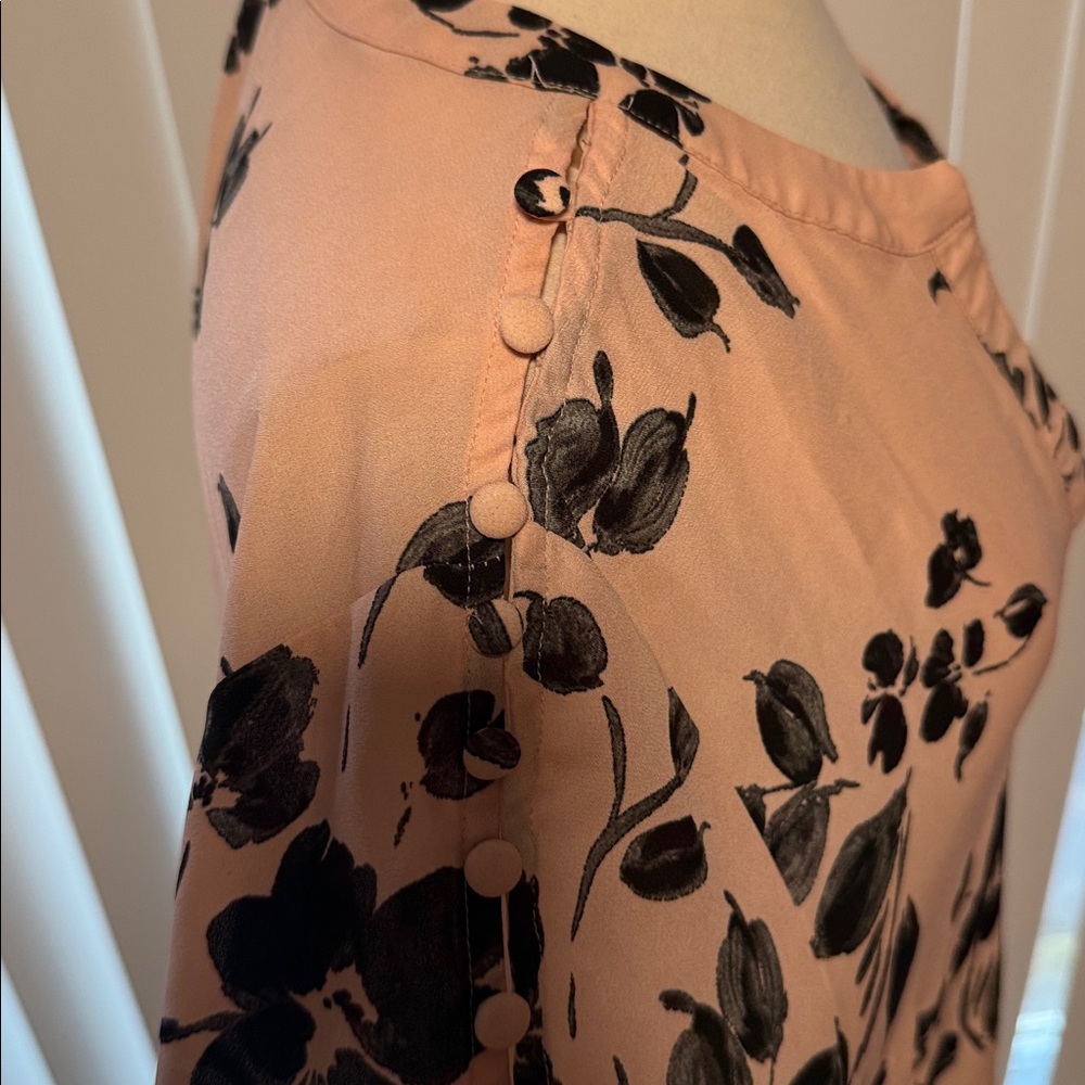 Zac & Rachel Pink and Black Floral Blouse size XL in excellent condition
136/3t - Picture 8 of 16